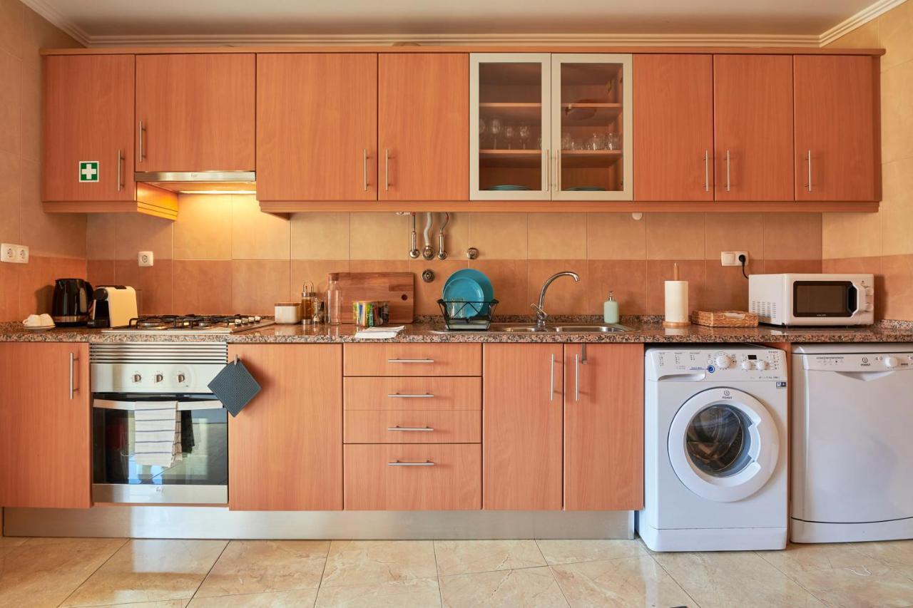 Renovated And Spacious Duplex Apartment With Patio, By Timecooler Lisbona Esterno foto