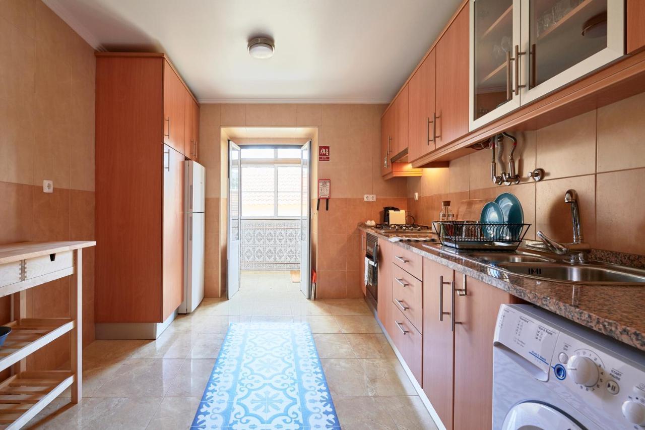Renovated And Spacious Duplex Apartment With Patio, By Timecooler Lisbona Esterno foto